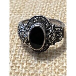 Sterling Silver Ring 925 Black Onyx Marcasite size 5.75 Vintage 80s Estate